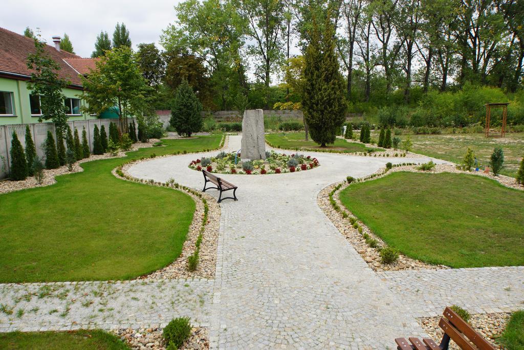 Villa La Pierre Strzegom Exterior foto