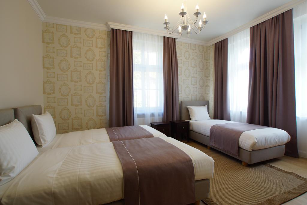 Villa La Pierre Strzegom Zimmer foto